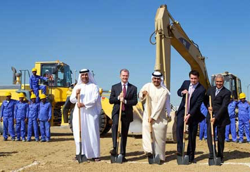 (L-R) Dr. Tariq Al Tayer, Larry Prein, Matar Al Tayer, Robin Colgan, and Ashok Khanna (L-R) Dr. Tariq Al Tayer, Larry Prein, Matar Al Tayer, Robin Colgan, and Ashok Khanna