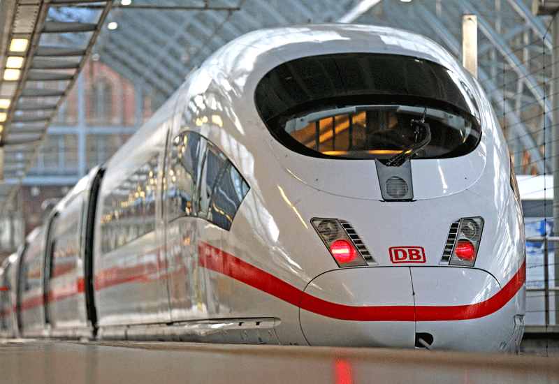 Noministnow: Makkah Madinah Train