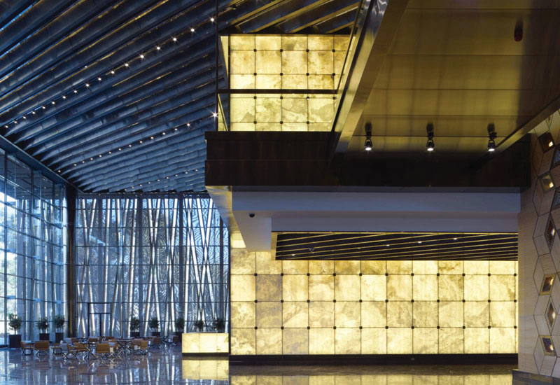 The interior glass walls are designed to be a metaphor for directness and openness, reflecting the building's use as a forum for world leaders. The interior glass walls are designed to be a metaphor for directness and openness, reflecting the building's use as a forum for world leaders.