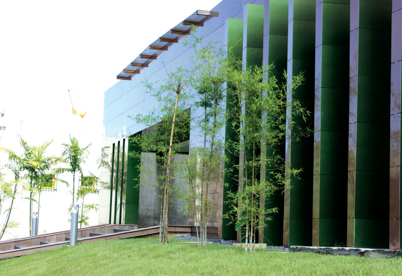 The cube-shaped elements of the building, laid out to optimally fulfil their function, appear to be seperate but still create one unit. The cube-shaped elements of the building, laid out to optimally fulfil their function, appear to be seperate but still create one unit.