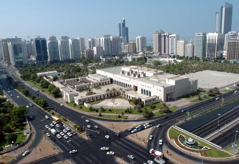 Al Bateen's water's edge is to be connected to the circulation routes of the city Al Bateen's water's edge is to be connected to the circulation routes of the city