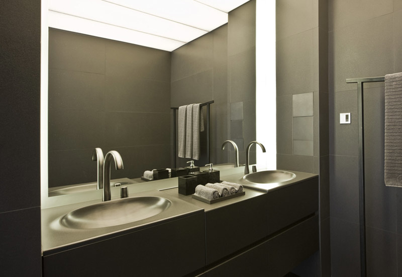 Faucets are minimal Faucets are minimal