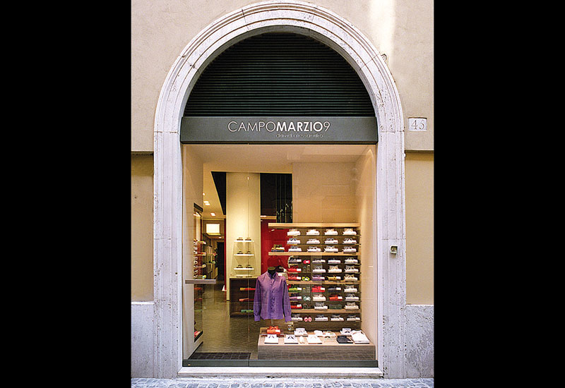 A PLS-designed boutique, located at Campomarzio 9, in Rome. A PLS-designed boutique, located at Campomarzio 9, in Rome.