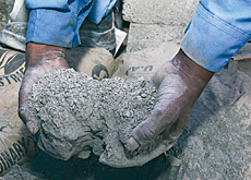 Although demand is expected to grow by 10-15% a year, production capacity is expected to increase beyond this, with a surplus expected. (Valeriano Han Although demand is expected to grow by 10-15% a year, production capacity is expected to increase beyond this, with a surplus expected. (Valeriano Han