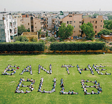 Campaigners in India joined a Greenpeace protest to ban usage of the incandescent bulb. Campaigners in India joined a Greenpeace protest to ban usage of the incandescent bulb.