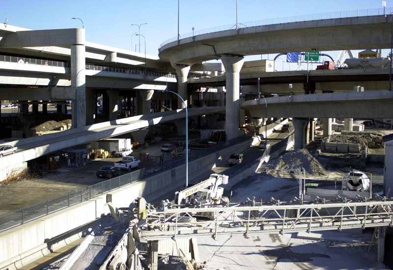 Ramps leading to and from the I-93 south section of Boston?s 'Big Dig' (John Mottern/Getty Images). Ramps leading to and from the I-93 south section of Boston?s 'Big Dig' (John Mottern/Getty Images).