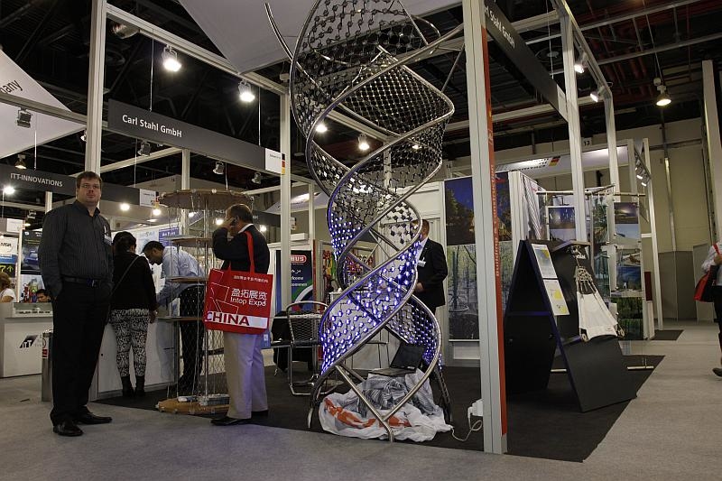 The new X-LED is a modern architectural illumination system The new X-LED is a modern architectural illumination system
