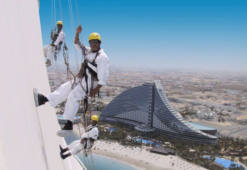 Visa rules in the Gulf often make it easier to keep track of the current skills and qualifications of rope access technicians. Visa rules in the Gulf often make it easier to keep track of the current skills and qualifications of rope access technicians.