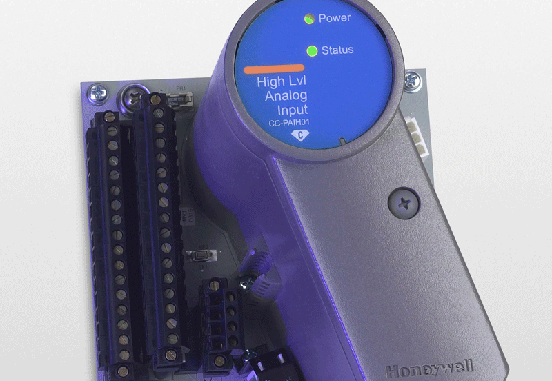 Experion R300 series C High Level Analogue Input (HART) module from Honeywell. Experion R300 series C High Level Analogue Input (HART) module from Honeywell.
