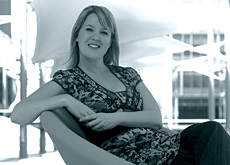 Rachel Savage is committed to bringing elegant ergonomics to Dubai. Rachel Savage is committed to bringing elegant ergonomics to Dubai.