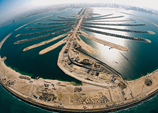 Palm Jumeirah: Peri was responsible for the forming, reinforcement work and concreting of the sub-sea tunnel, which connects the crescent of the Palm Palm Jumeirah: Peri was responsible for the forming, reinforcement work and concreting of the sub-sea tunnel, which connects the crescent of the Palm