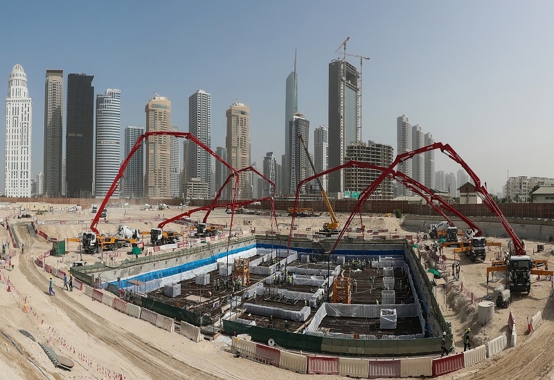 The supertall tower's raft foundation, comprising of 2,500 tonnes of steel and over 12,000m3 of concrete, was poured over a continuous 46-hour operation. The supertall tower's raft foundation, comprising of 2,500 tonnes of steel and over 12,000m3 of concrete, was poured over a continuous 46-hour operation.