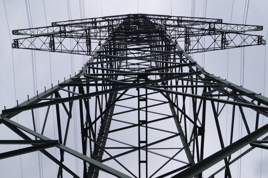 ONEIC has won at least three contracts to build electricity lines for Mazoon. ONEIC has won at least three contracts to build electricity lines for Mazoon.