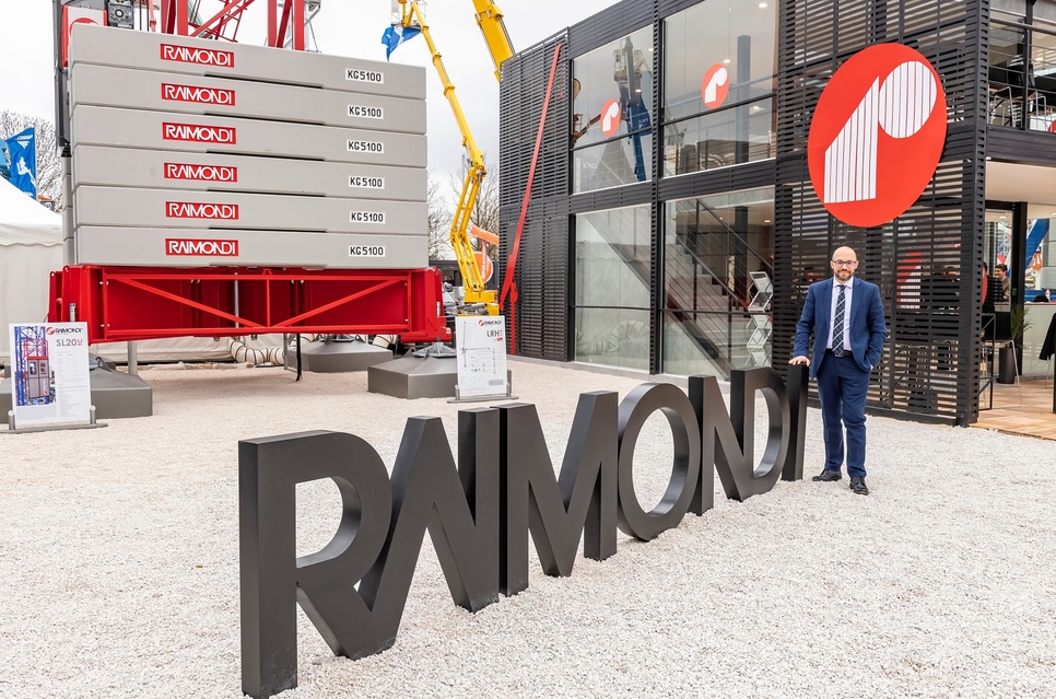 Domenico Ciano is CEO of Raimondi Cranes. Domenico Ciano is CEO of Raimondi Cranes.