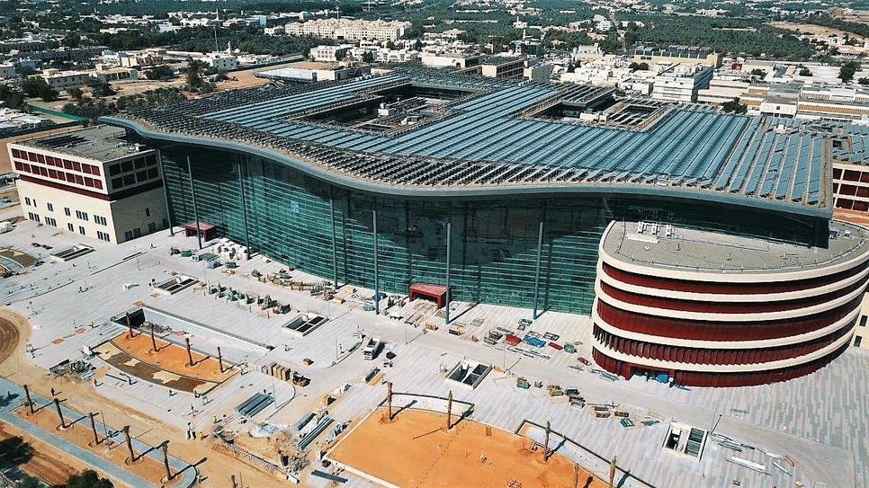 New Al Ain Hospital. New Al Ain Hospital.