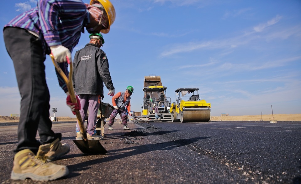 Kuwait's Fahaheel Road Expressway will be 34km-long. Kuwait's Fahaheel Road Expressway will be 34km-long.