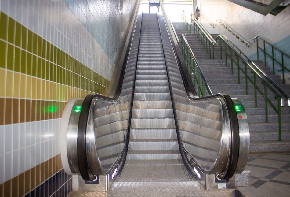 Thyssenkrupp has been working as a subcontractor for Cairo Metro since 2004. Thyssenkrupp has been working as a subcontractor for Cairo Metro since 2004.