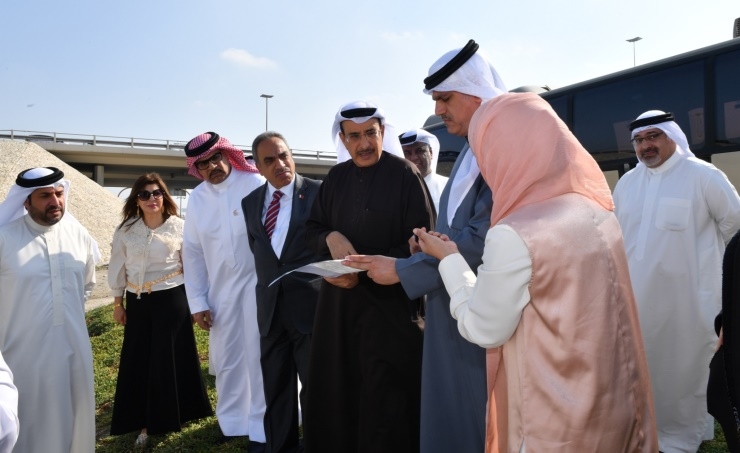 Deputy Premier was briefed on various projects during his field tour. Deputy Premier was briefed on various projects during his field tour.