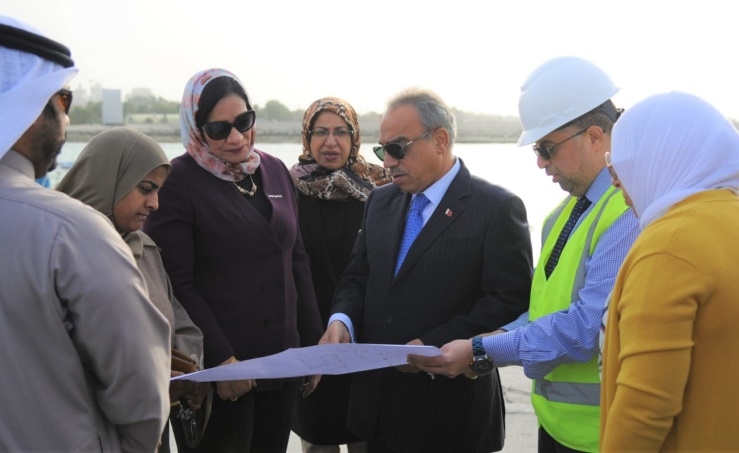 Bahrain Works Minister inspects 10% completion of Duraz jetty project Bahrain Works Minister inspects 10% completion of Duraz jetty project