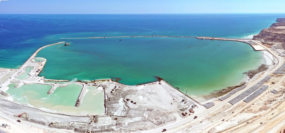 Fishing port will feature two 3.3-km-long water breakers, a 1.3-km fixed dock, and six floating anchors. Fishing port will feature two 3.3-km-long water breakers, a 1.3-km fixed dock, and six floating anchors.