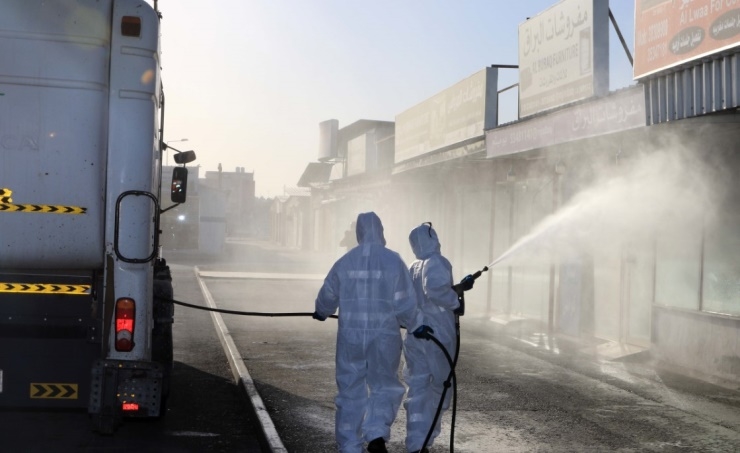Cleaning companies trained by Civil Defence are conducting the disinfection programme Cleaning companies trained by Civil Defence are conducting the disinfection programme