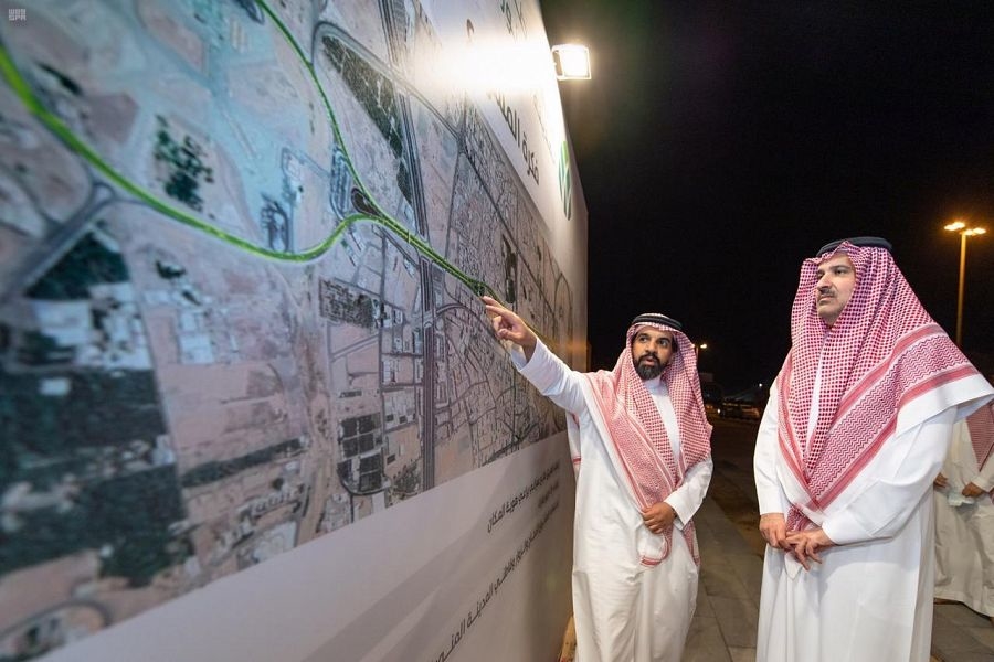 HRH Prince Faisal bin Salman bin Abdulaziz inspects Uhud Avenue Project. HRH Prince Faisal bin Salman bin Abdulaziz inspects Uhud Avenue Project.
