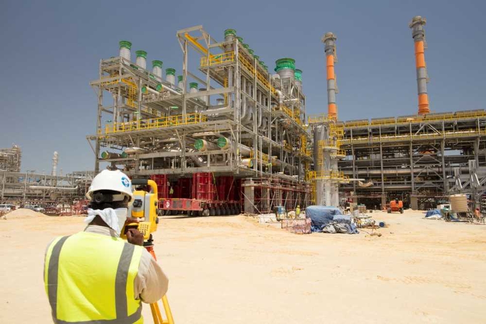 Upon completion, the grassroots complex is expected to be one of the largest refineries in the world. Upon completion, the grassroots complex is expected to be one of the largest refineries in the world.
